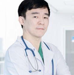 Dr.BanchaKanluan医生